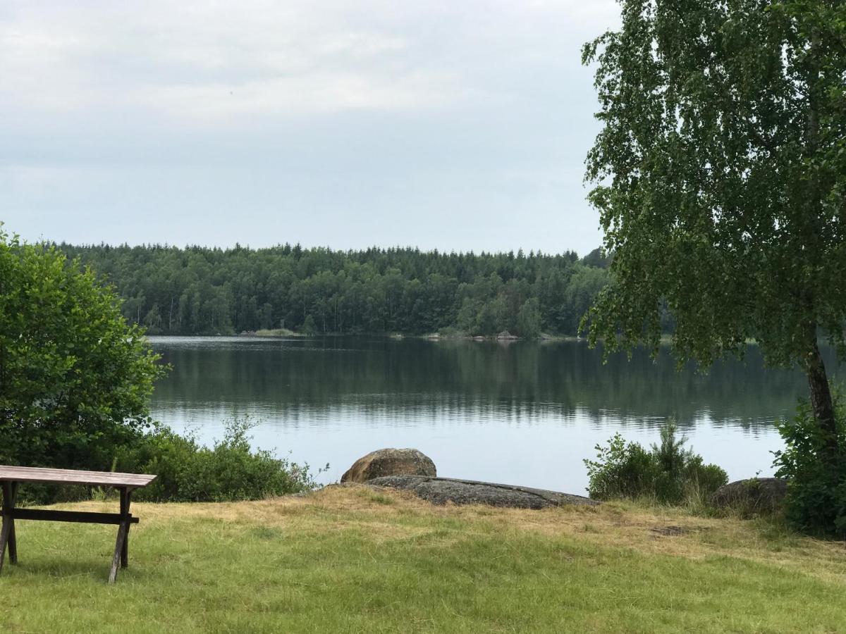 Stenhaella Bed&Breakfast Holmsjö Exterior foto