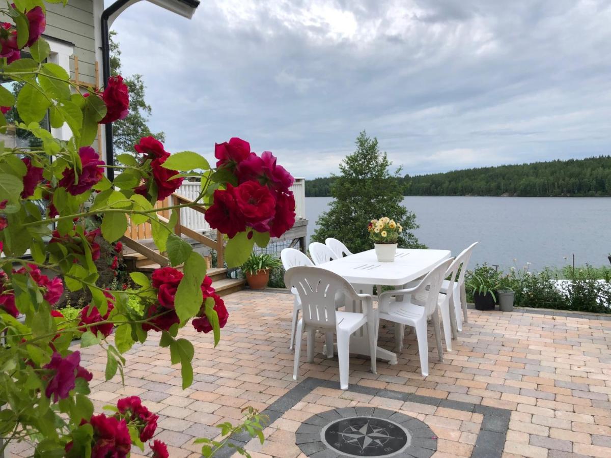 Stenhaella Bed&Breakfast Holmsjö Exterior foto